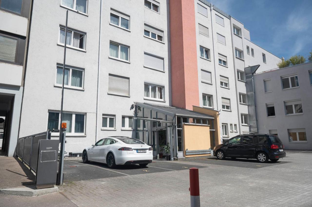 Astoria 3*