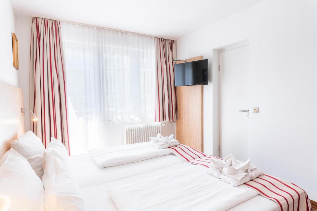 Astoria Hotel